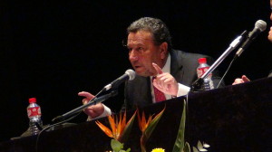 D- Jaime Carbonell, Presidente del COFA